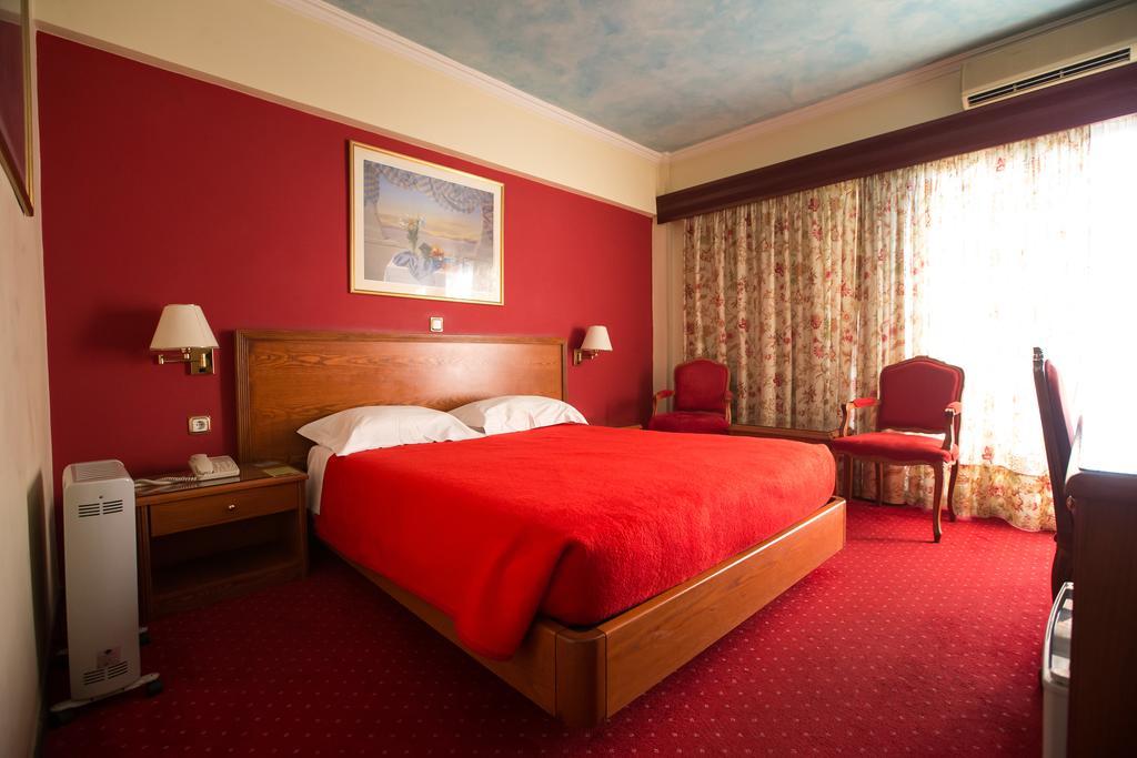 לריסה Grand Hotel מראה חיצוני תמונה