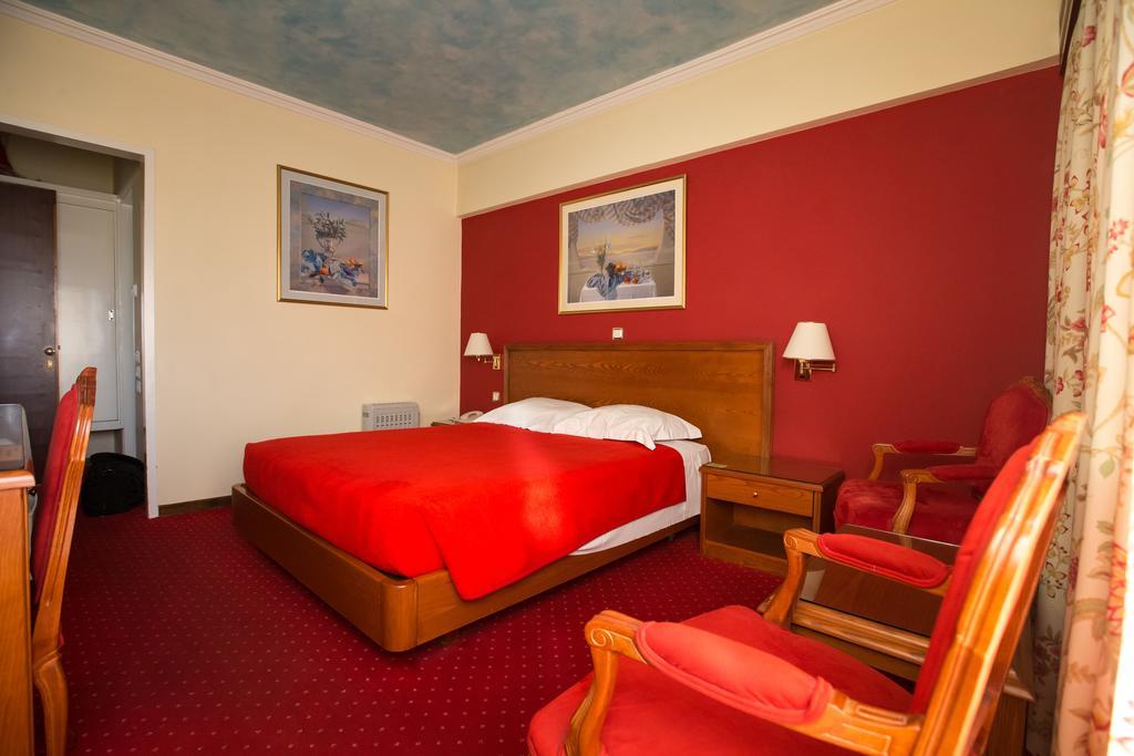 לריסה Grand Hotel מראה חיצוני תמונה