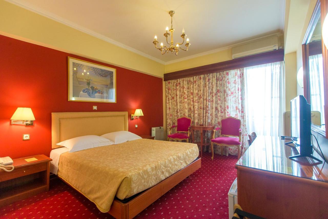 לריסה Grand Hotel מראה חיצוני תמונה